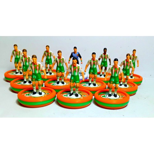 Subbuteo Andrew Table Soccer EIRE 1994 World Cup Team on WSB Professional bases